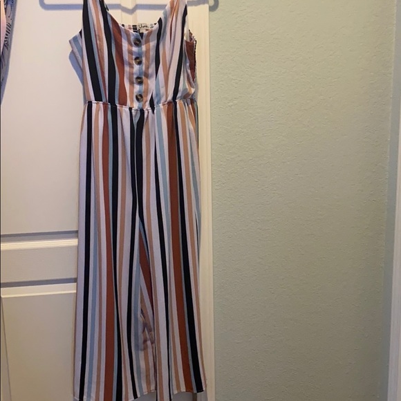 Romper - Picture 2 of 3